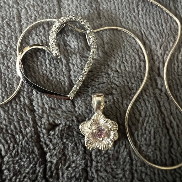 2 for 1 Genuine Diamond Floating Heart and Pink CZ Crystal Flower Necklace Set - Picture 3 of 9